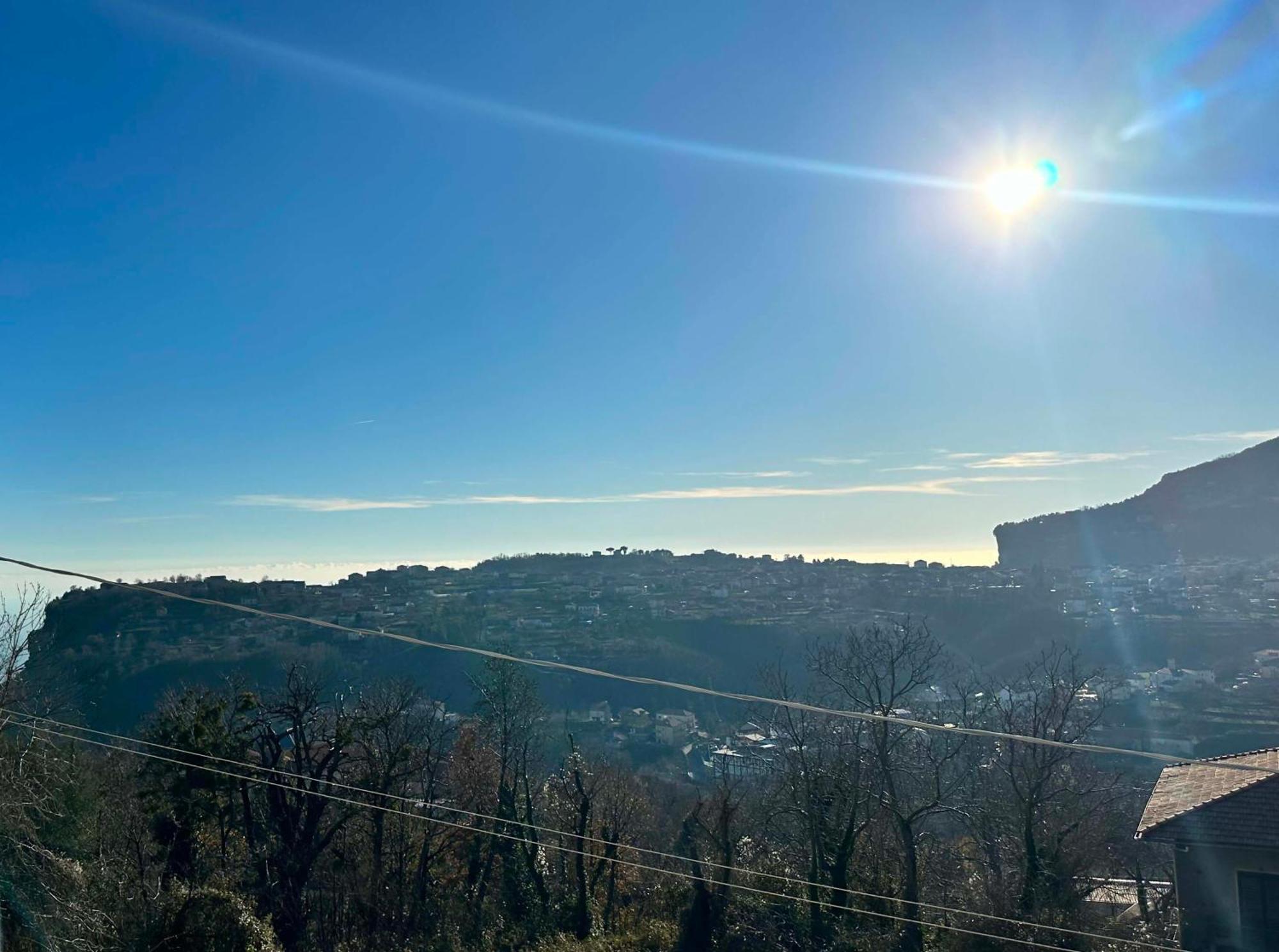Dimora Alma Camere Panoramiche Pianillo Buitenkant foto