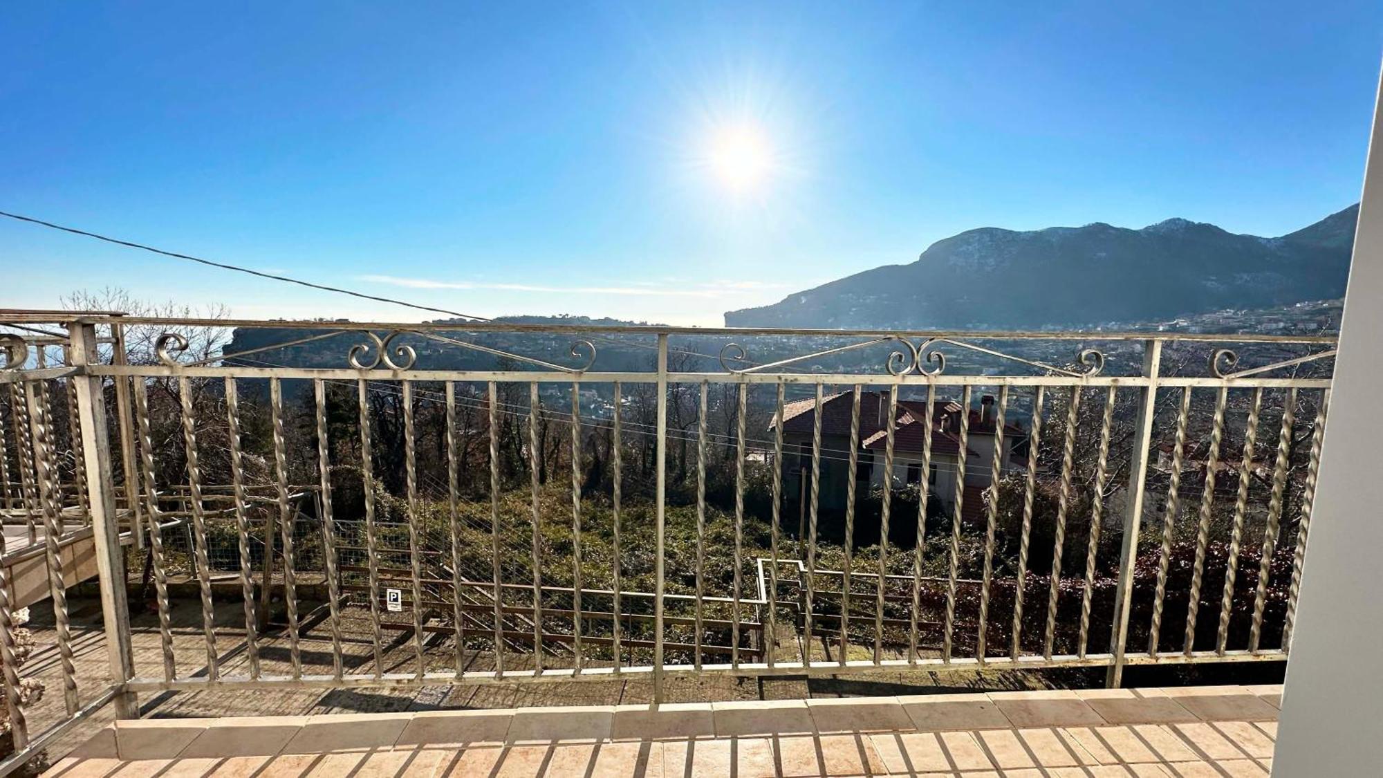 Dimora Alma Camere Panoramiche Pianillo Buitenkant foto