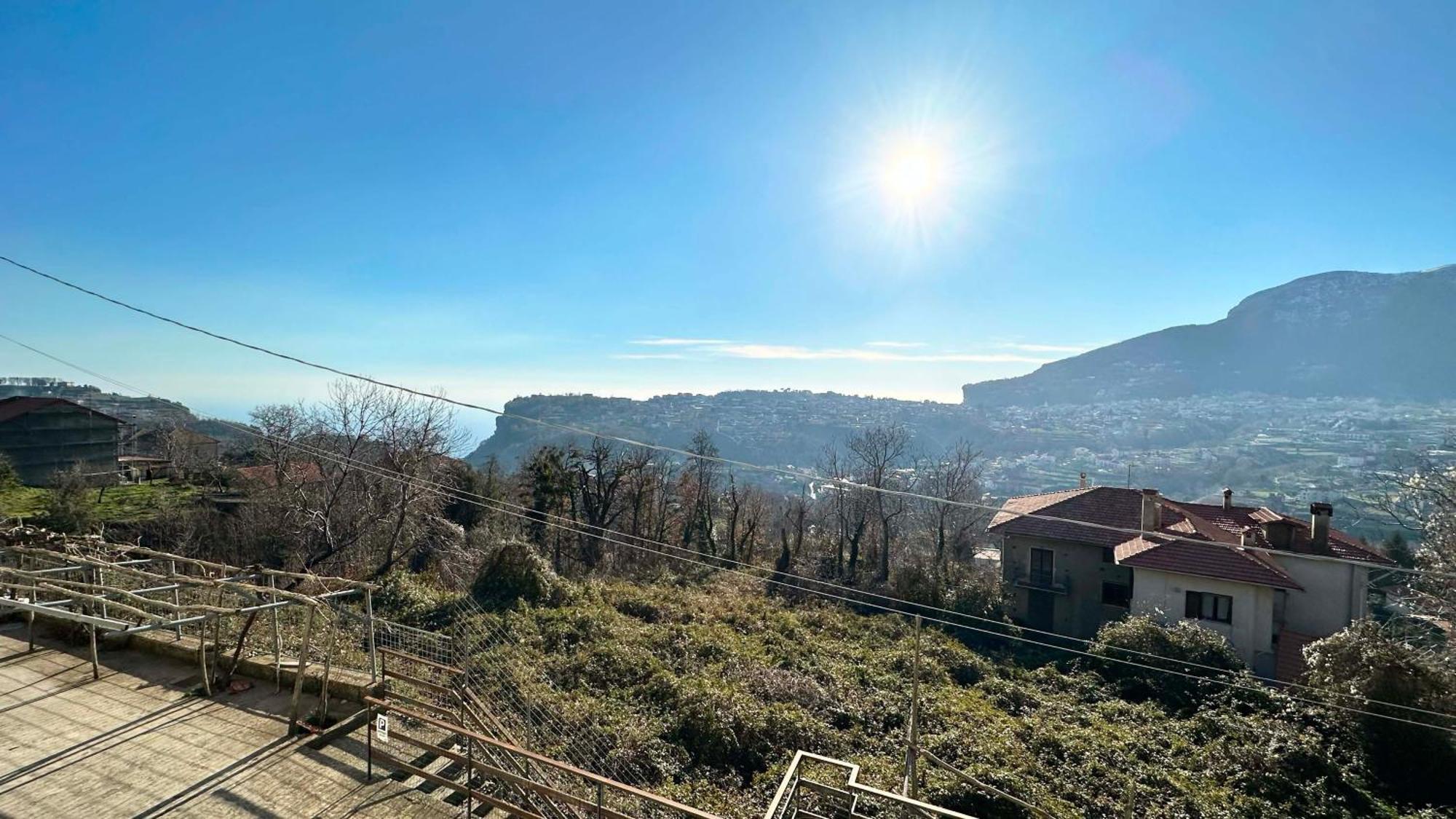 Dimora Alma Camere Panoramiche Pianillo Buitenkant foto